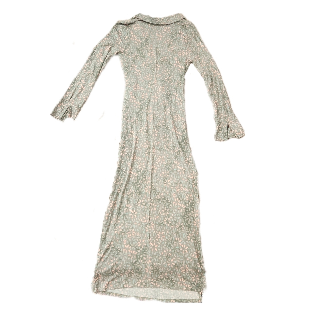 Free People Shayla Wrap Midi Dress‎ In Sky Floral With Gray Background - Picture 4 of 13